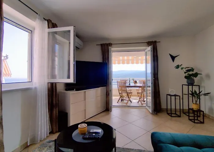 Teleferica Daire Rabac